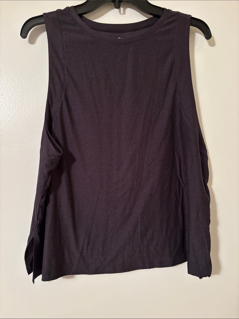 Old Navy Sleeveless Tank Top in Charcoal Gray